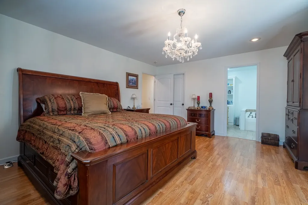 15 Clifton Road Lawrenceburg TN 38464