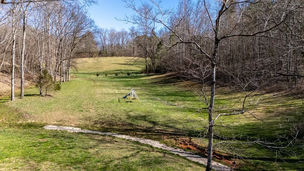 15 Clifton Road Lawrenceburg TN 38464