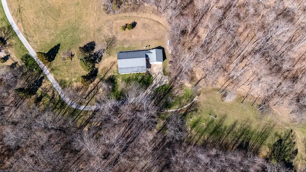 15 Clifton Road Lawrenceburg TN 38464