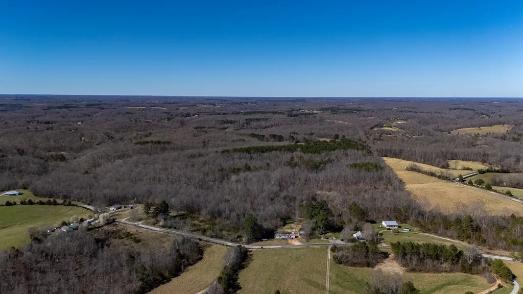 15 Clifton Road Lawrenceburg TN 38464
