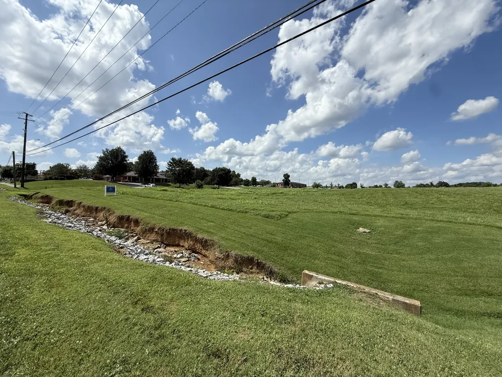 114 E Albert Gallatin Avenue Gallatin TN 37066
