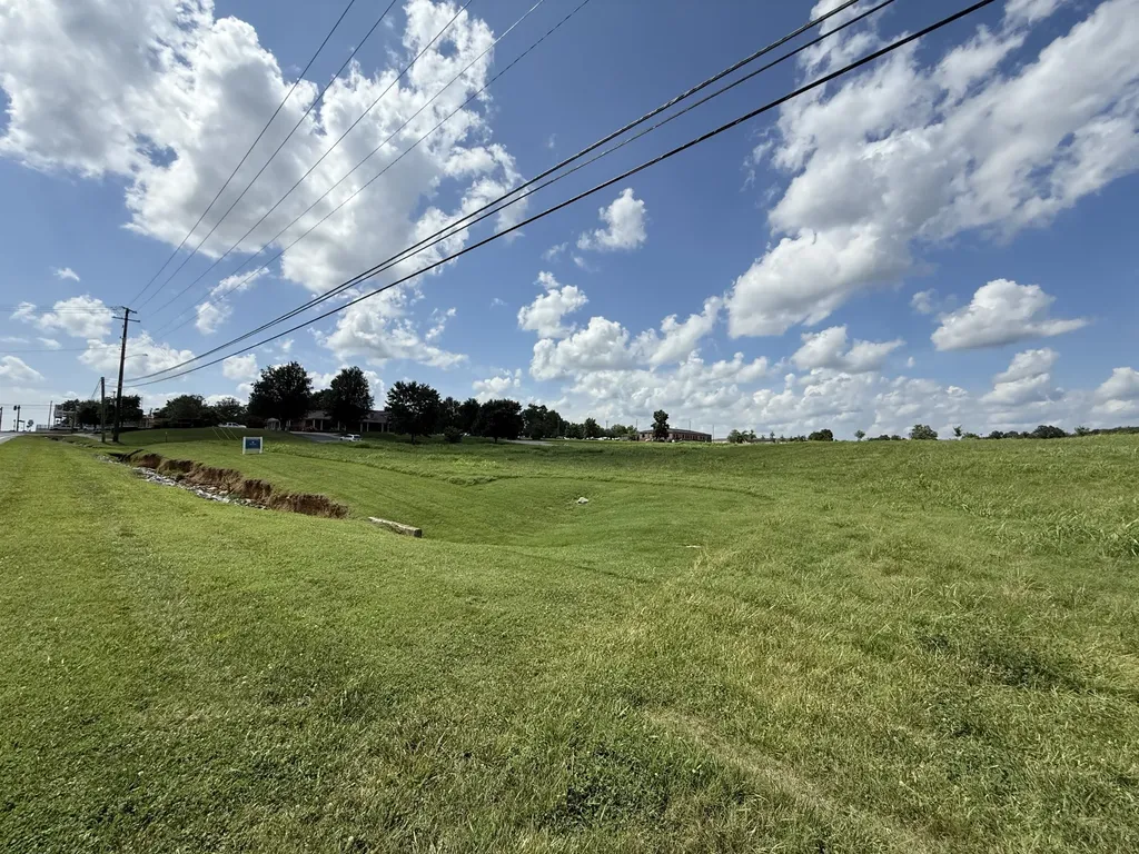 114 E Albert Gallatin Avenue Gallatin TN 37066
