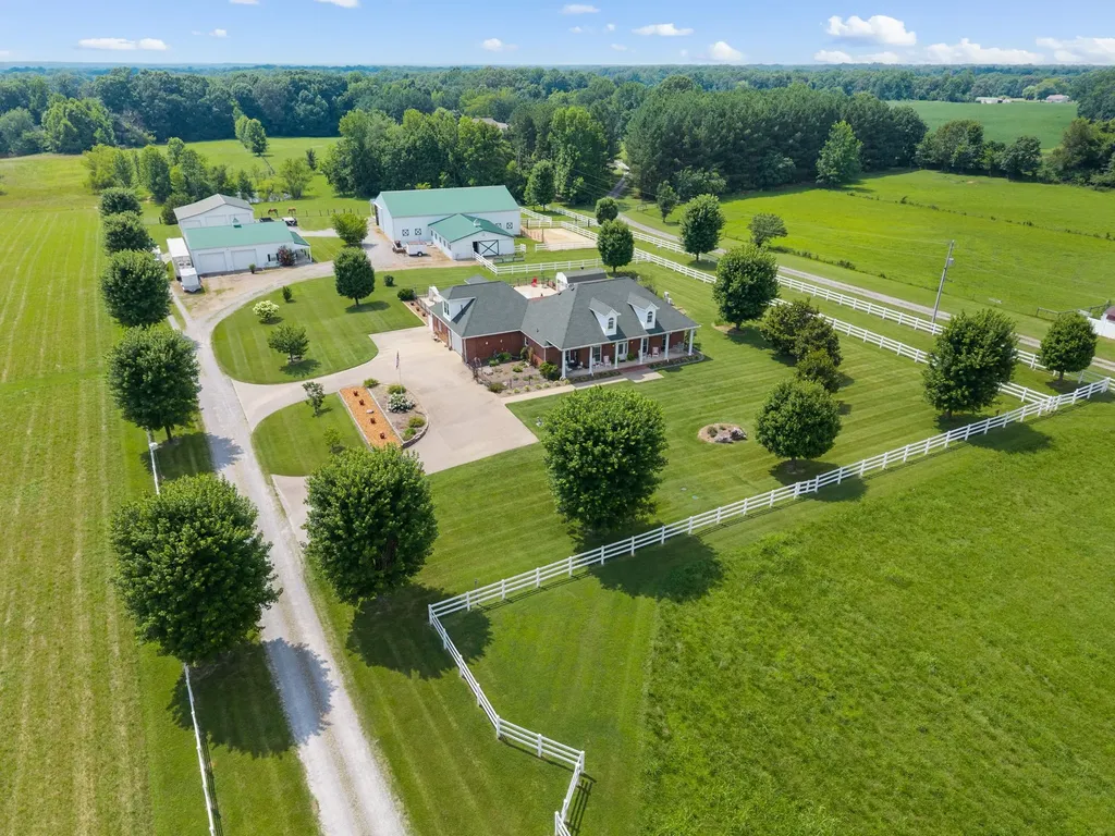 870 Oak Plains Road Clarksville TN 37043