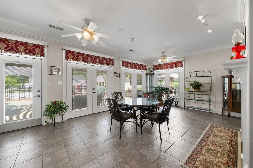 870 Oak Plains Road Clarksville TN 37043