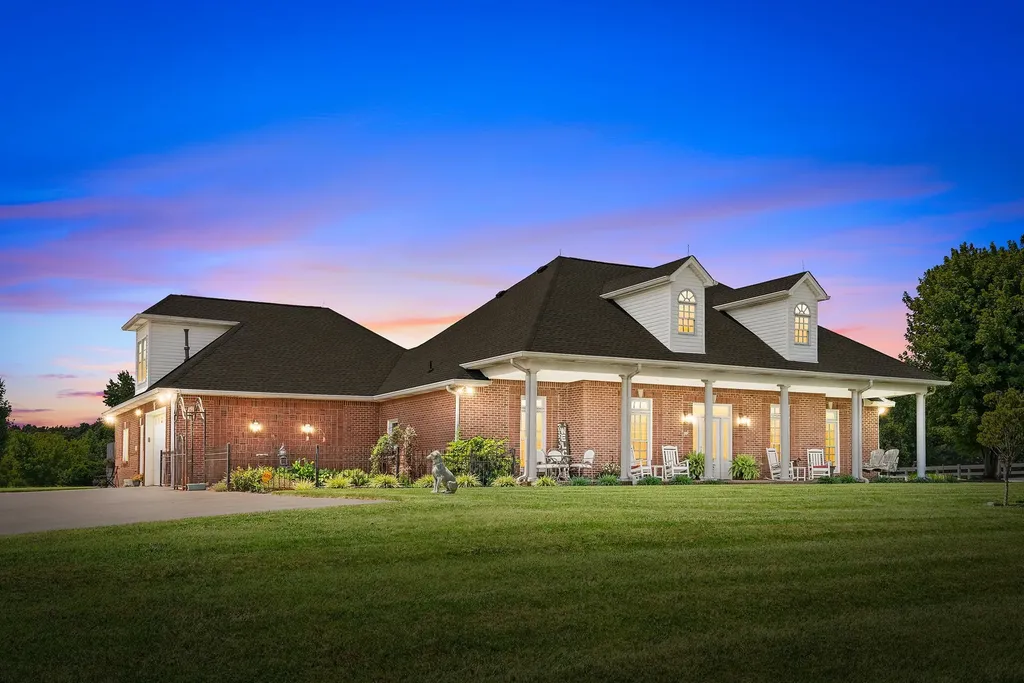 870 Oak Plains Road Clarksville TN 37043