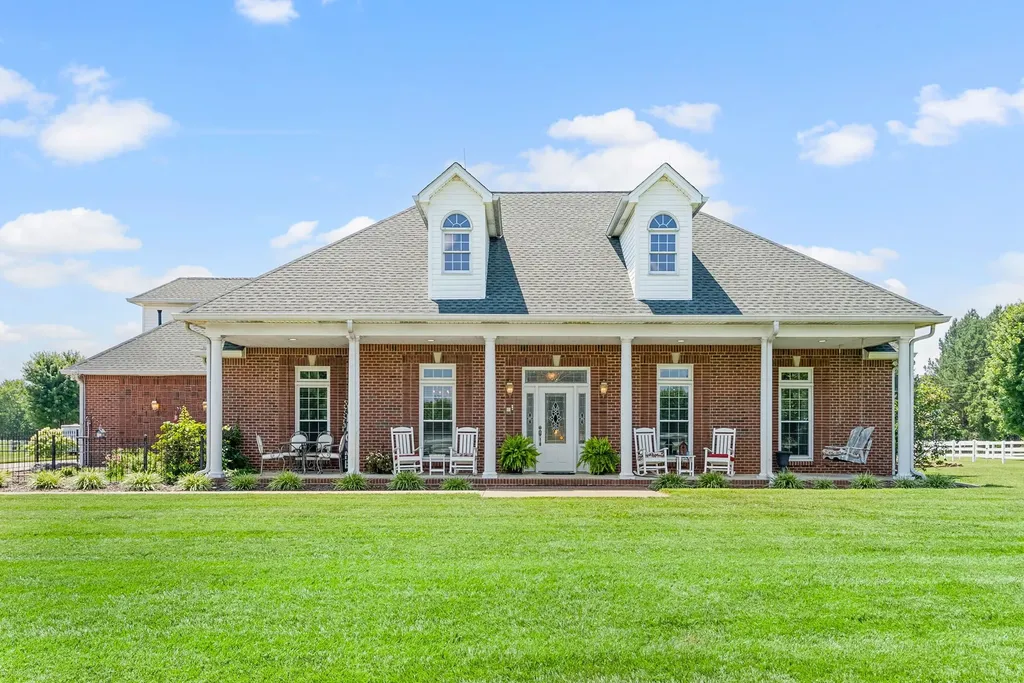 870 Oak Plains Road Clarksville TN 37043