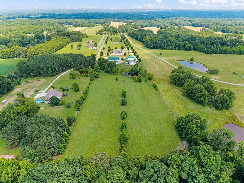 870 Oak Plains Road Clarksville TN 37043