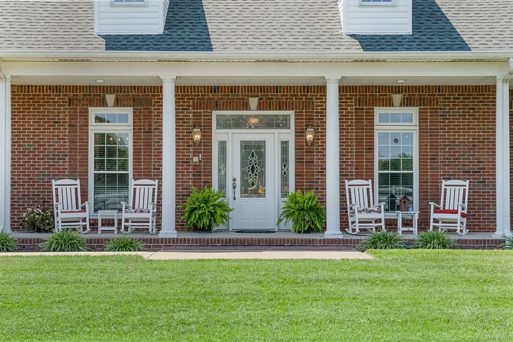 870 Oak Plains Road Clarksville TN 37043