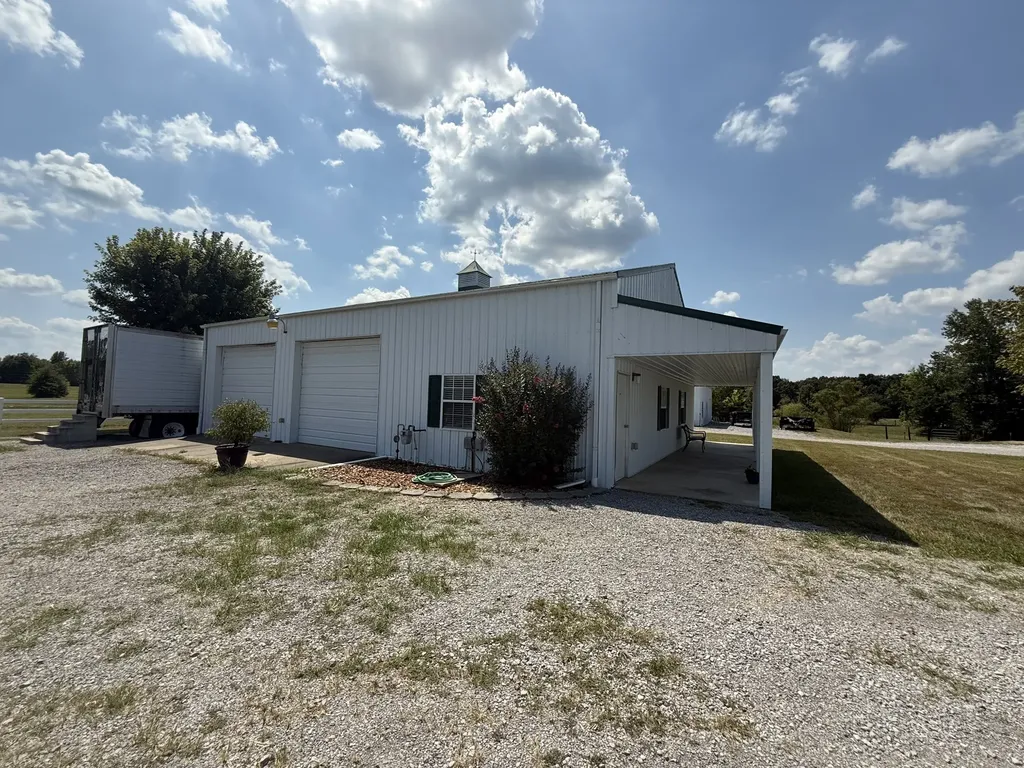870 Oak Plains Road Clarksville TN 37043
