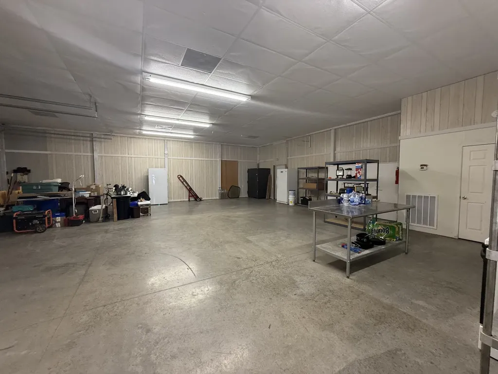 870 Oak Plains Road Clarksville TN 37043