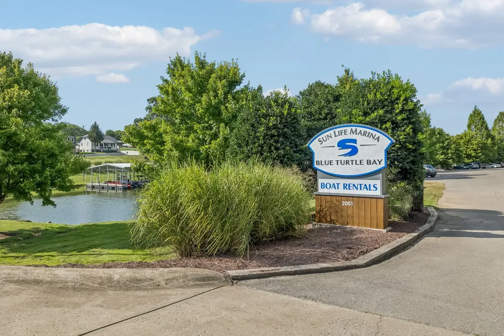 3033 Lakeshore Drive Old Hickory TN 37138