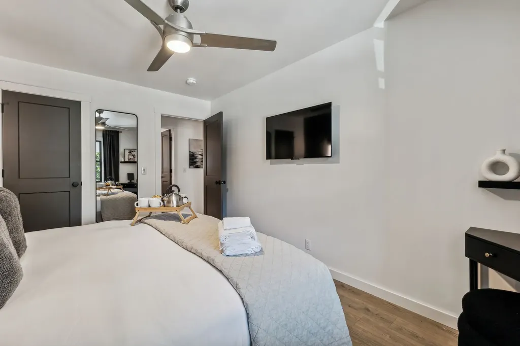 806 18th Ave, S Nashville TN 37203