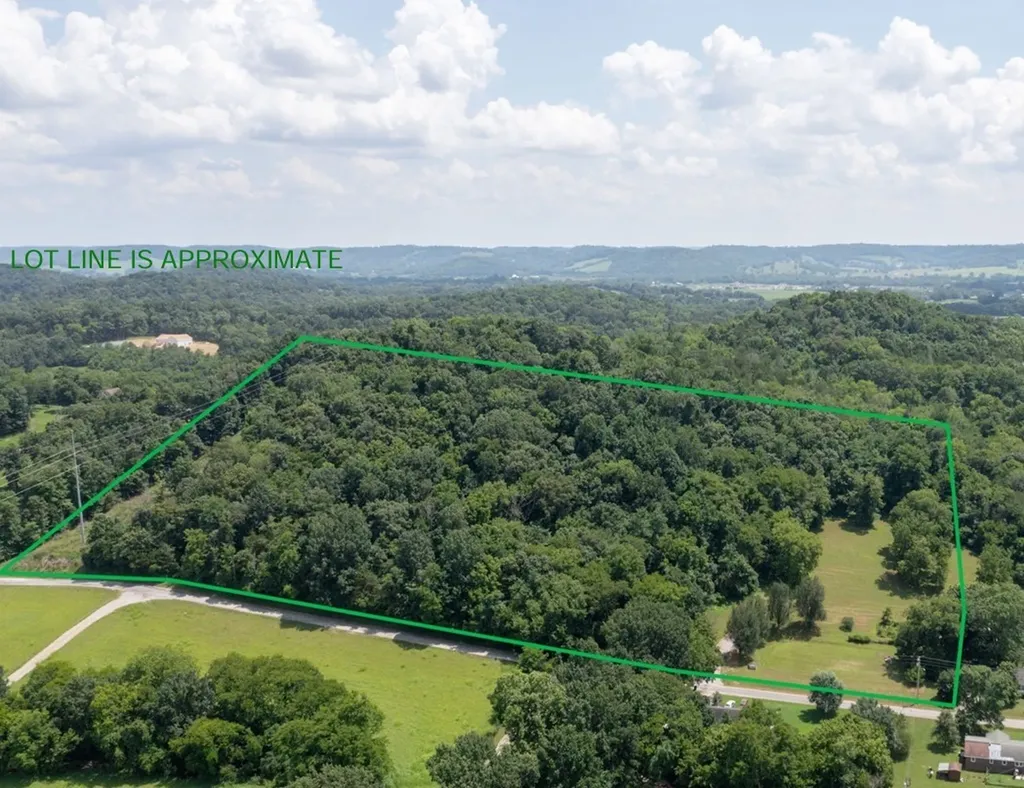 3 Hatchett Hollow Road Cornersville TN 37047