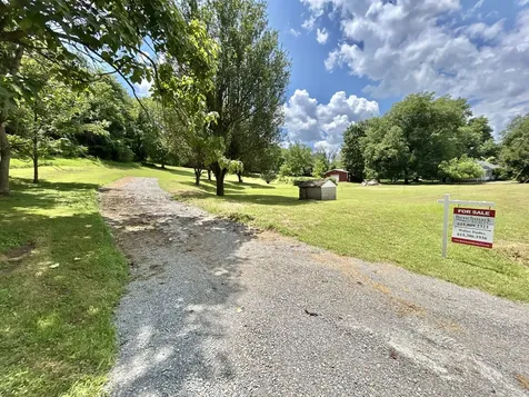 3 Hatchett Hollow Road Cornersville TN 37047