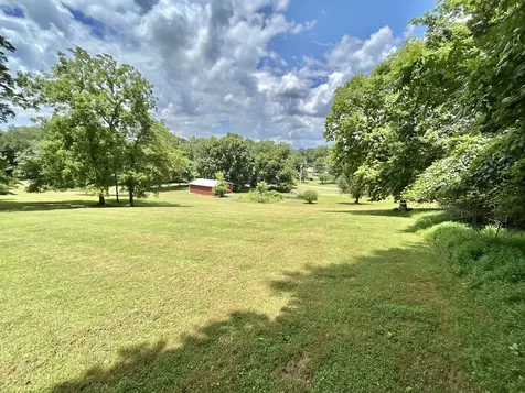 3 Hatchett Hollow Road Cornersville TN 37047