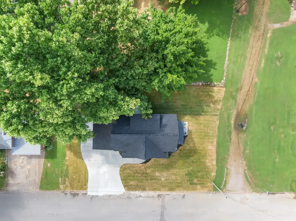 220 Walnut Street Shelbyville TN 37160