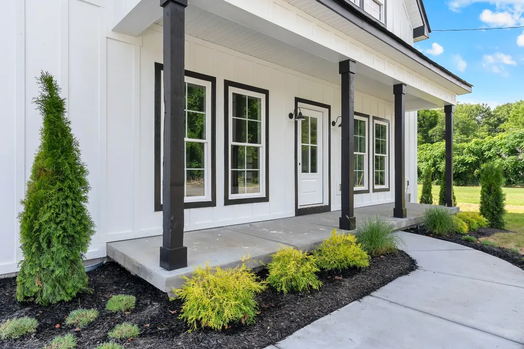 220 Walnut Street Shelbyville TN 37160