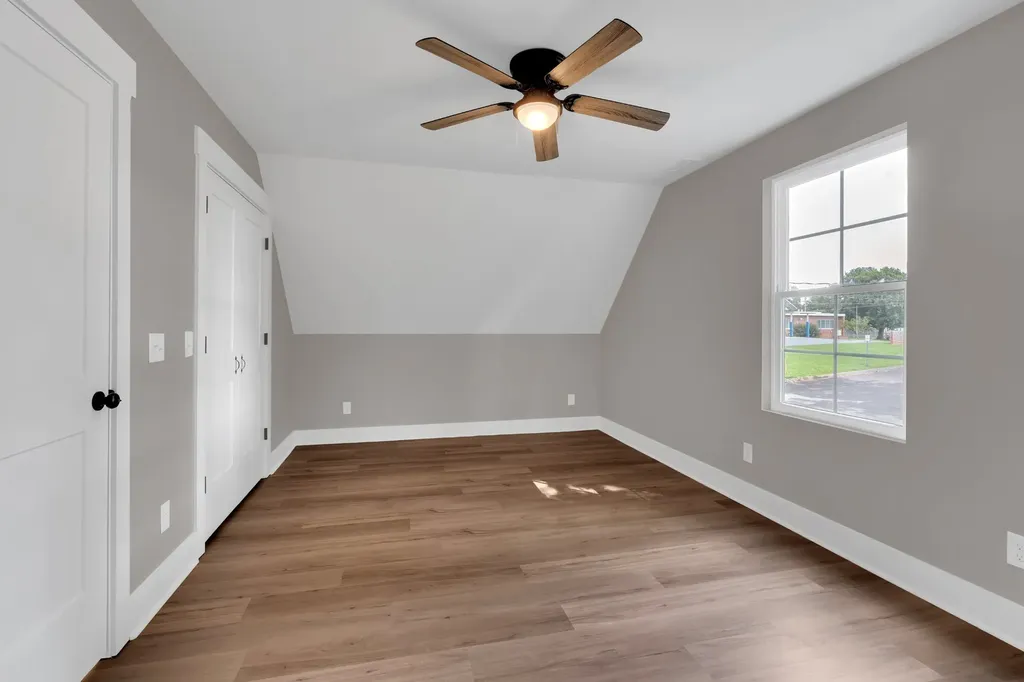 220 Walnut Street Shelbyville TN 37160