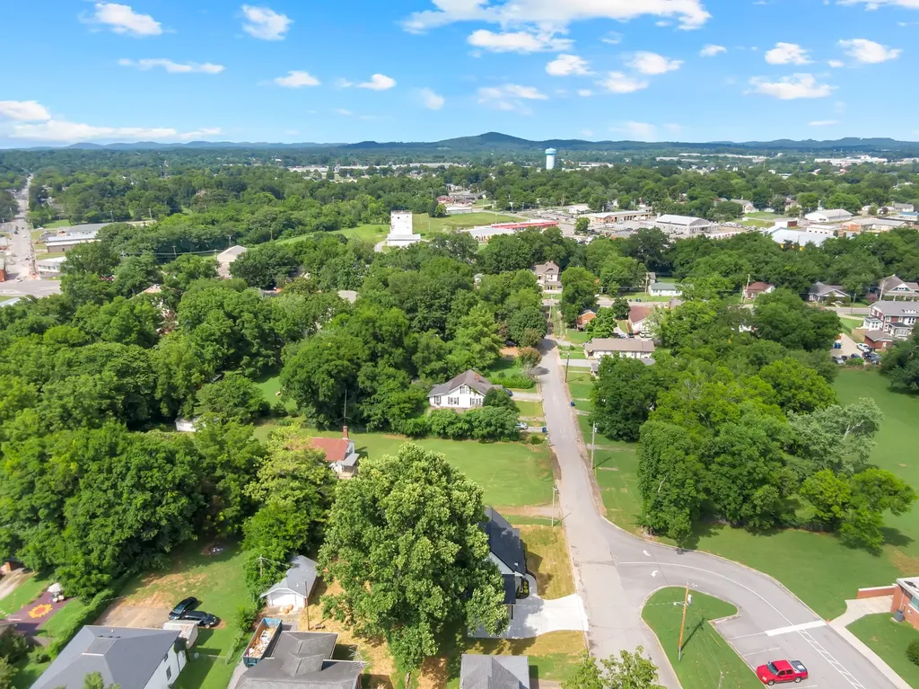 220 Walnut Street Shelbyville TN 37160