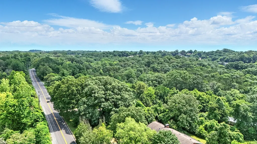 516 Franklin Limestone Road Nashville TN 37217