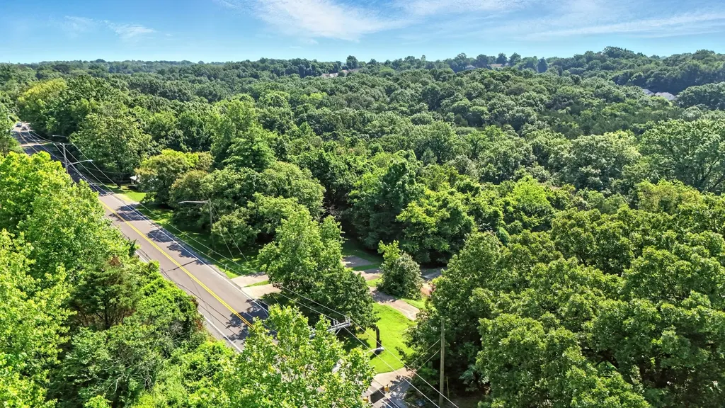 516 Franklin Limestone Road Nashville TN 37217