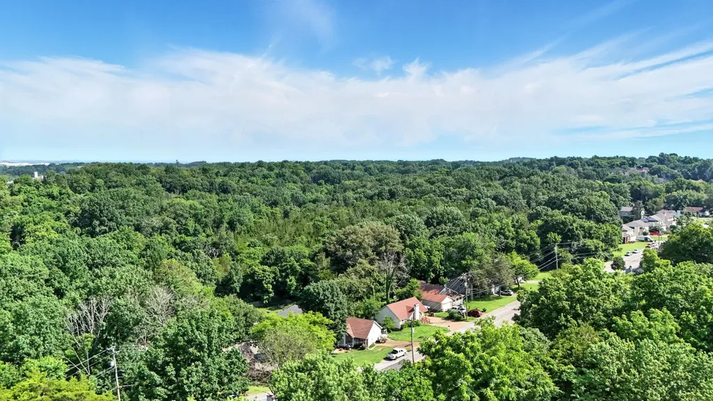 516 Franklin Limestone Road Nashville TN 37217
