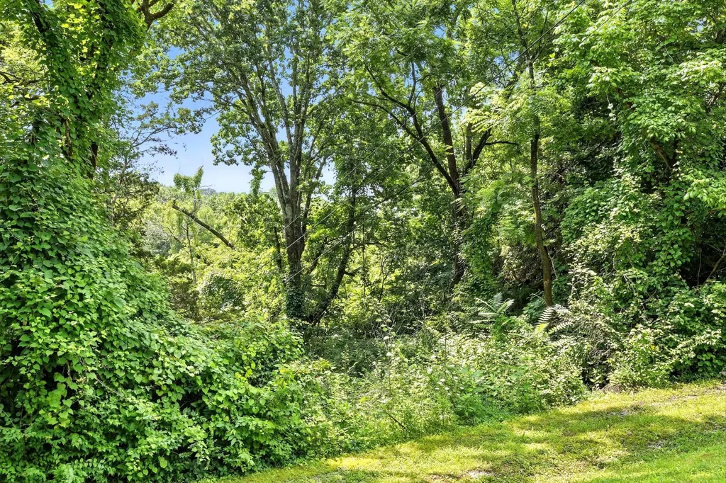 516 Franklin Limestone Road Nashville TN 37217
