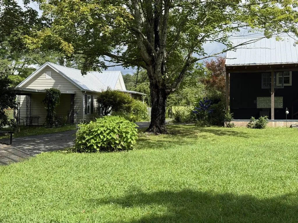 17404 Sr 56 Beersheba Springs TN 37305