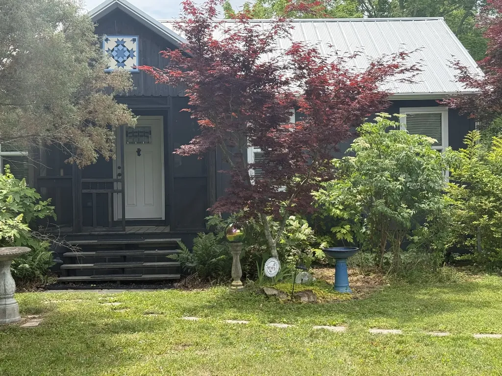 17404 Sr 56 Beersheba Springs TN 37305