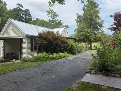 17404 Sr 56 Beersheba Springs TN 37305