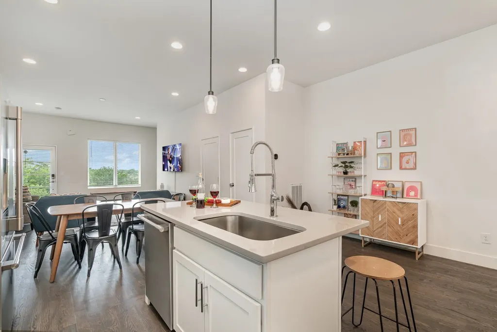 115B Elmhurst Avenue Nashville TN 37207