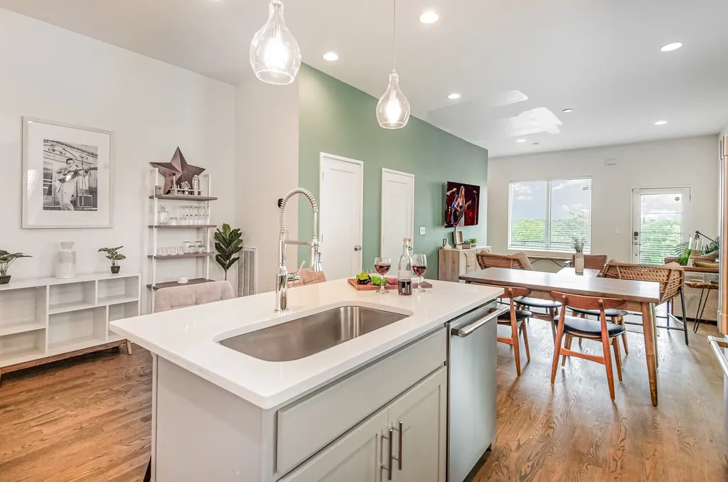 115A Elmhurst Avenue Nashville TN 37207