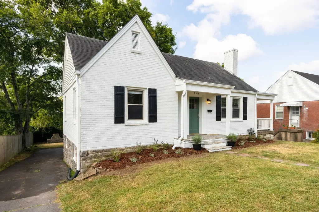 2313 Sunset Place Nashville TN 37212