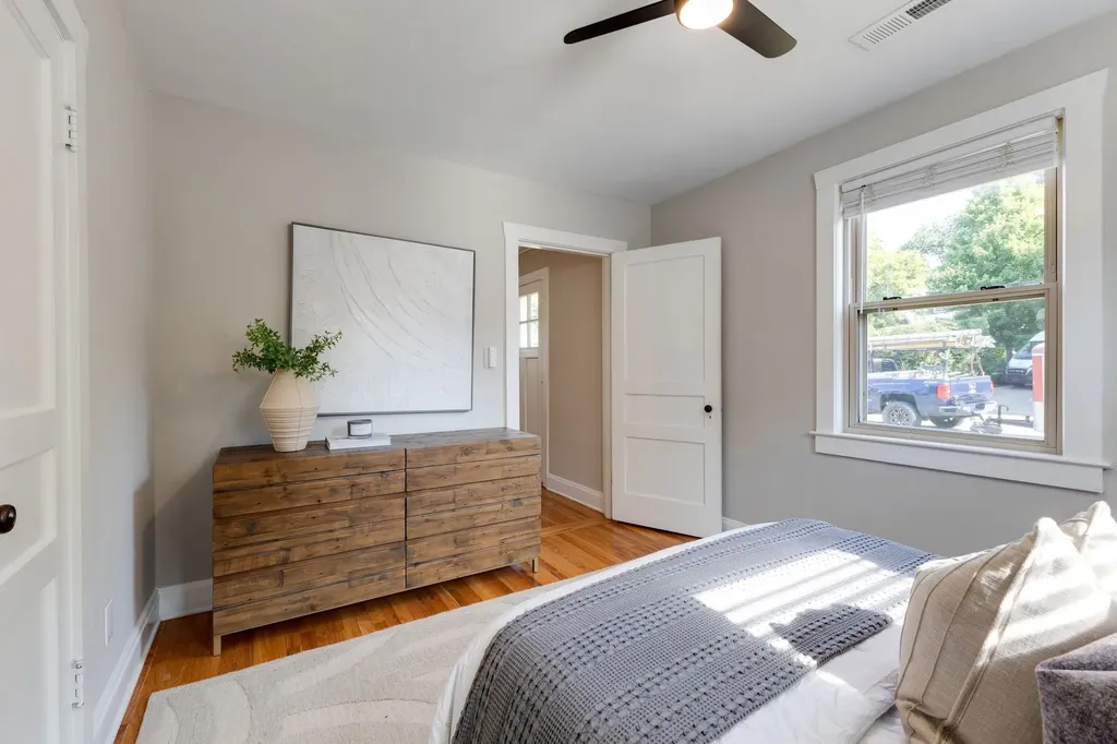 2313 Sunset Place Nashville TN 37212