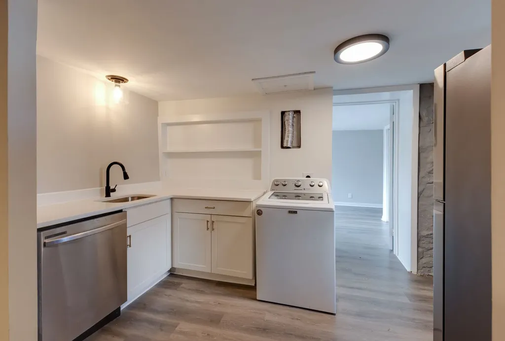 2313 Sunset Place Nashville TN 37212