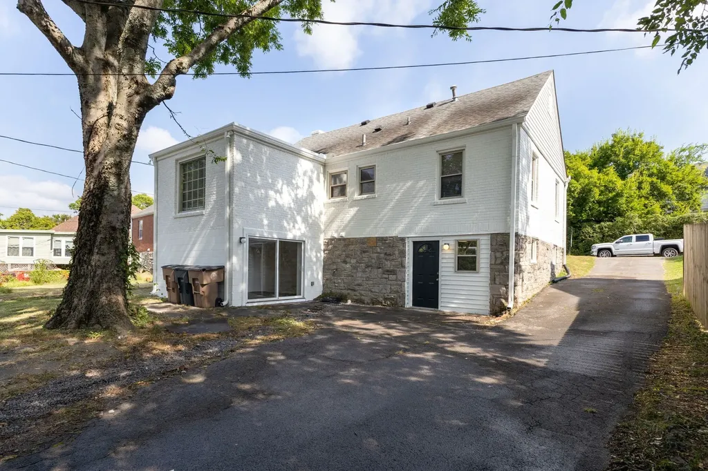 2313 Sunset Place Nashville TN 37212