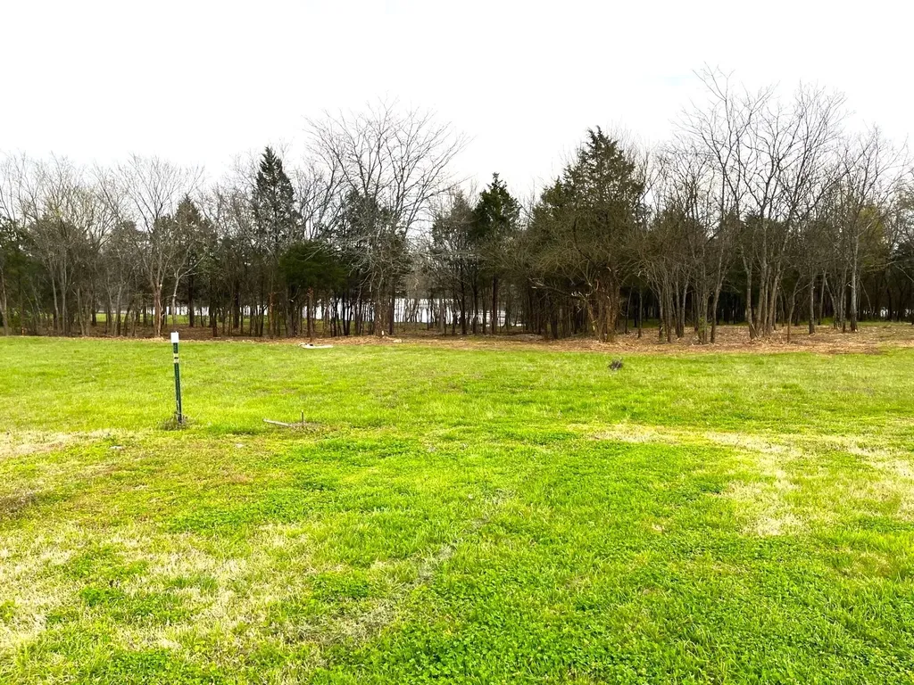 302 Stonebrook Point Lebanon TN 37087