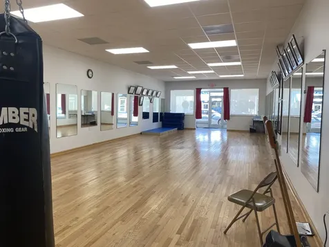 120 1st Ave Nw, NW Winchester TN 37398