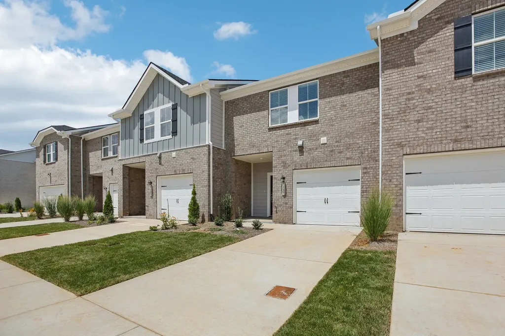 7137 Cedarcrest Lane Fairview TN 37062