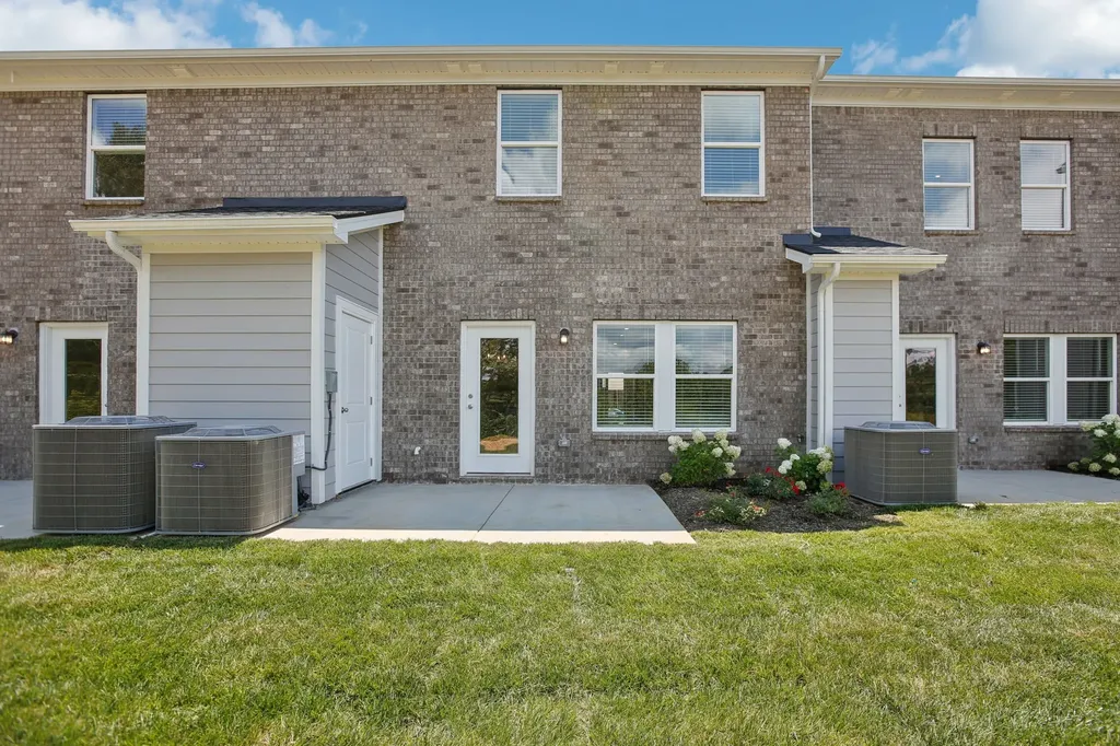 7137 Cedarcrest Lane Fairview TN 37062