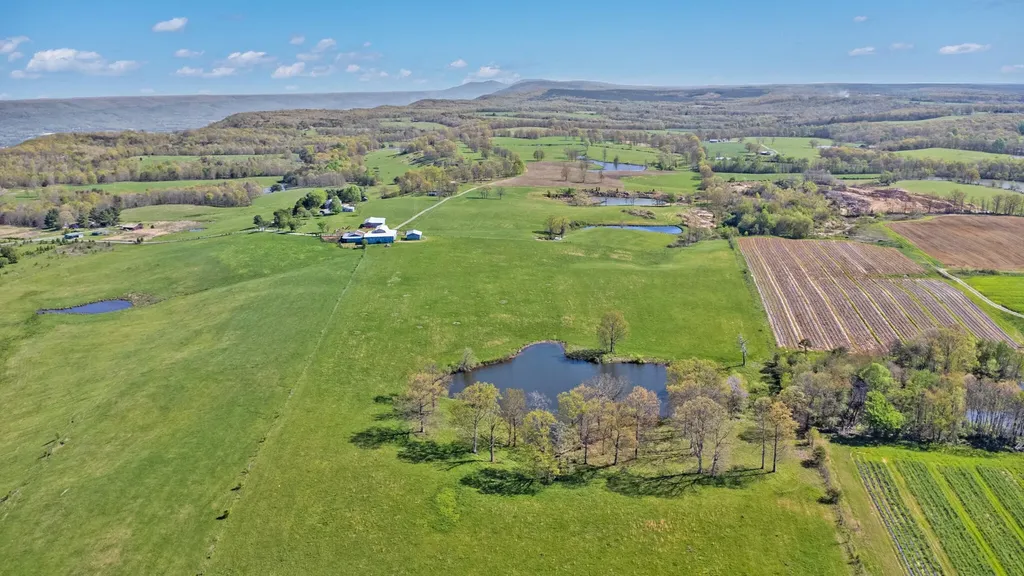 455 Muddy Branch Road Pikeville TN 37367