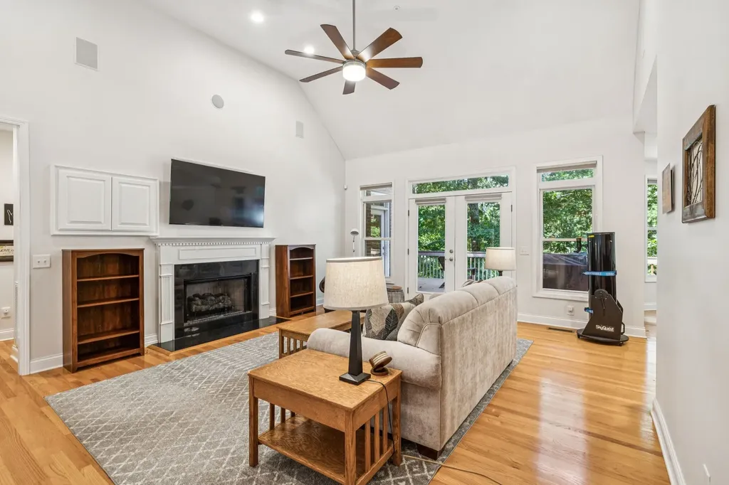 324 Pebblebrook Drive Ashland City TN 37015