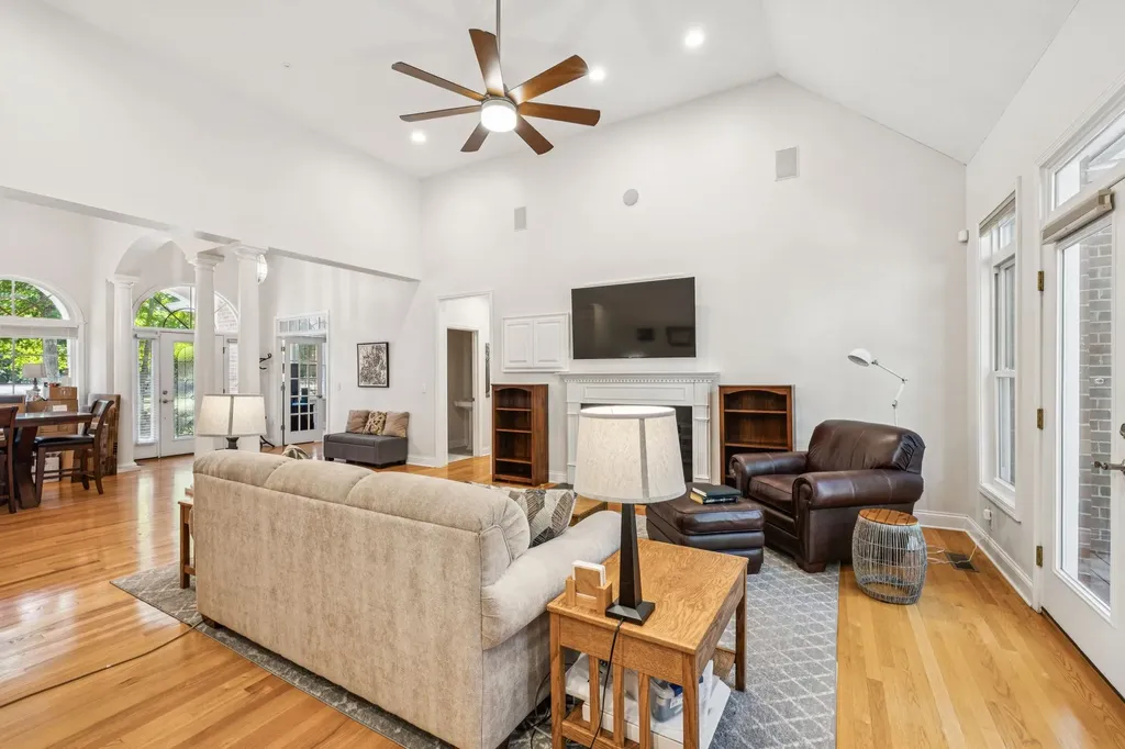 324 Pebblebrook Drive Ashland City TN 37015