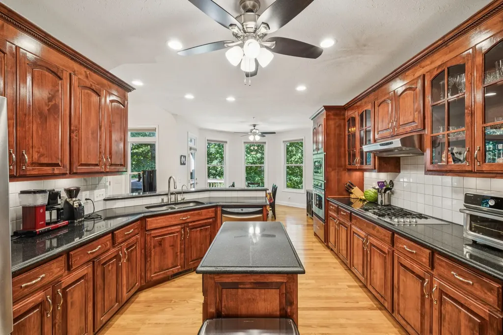 324 Pebblebrook Drive Ashland City TN 37015