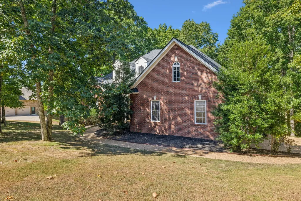 324 Pebblebrook Drive Ashland City TN 37015