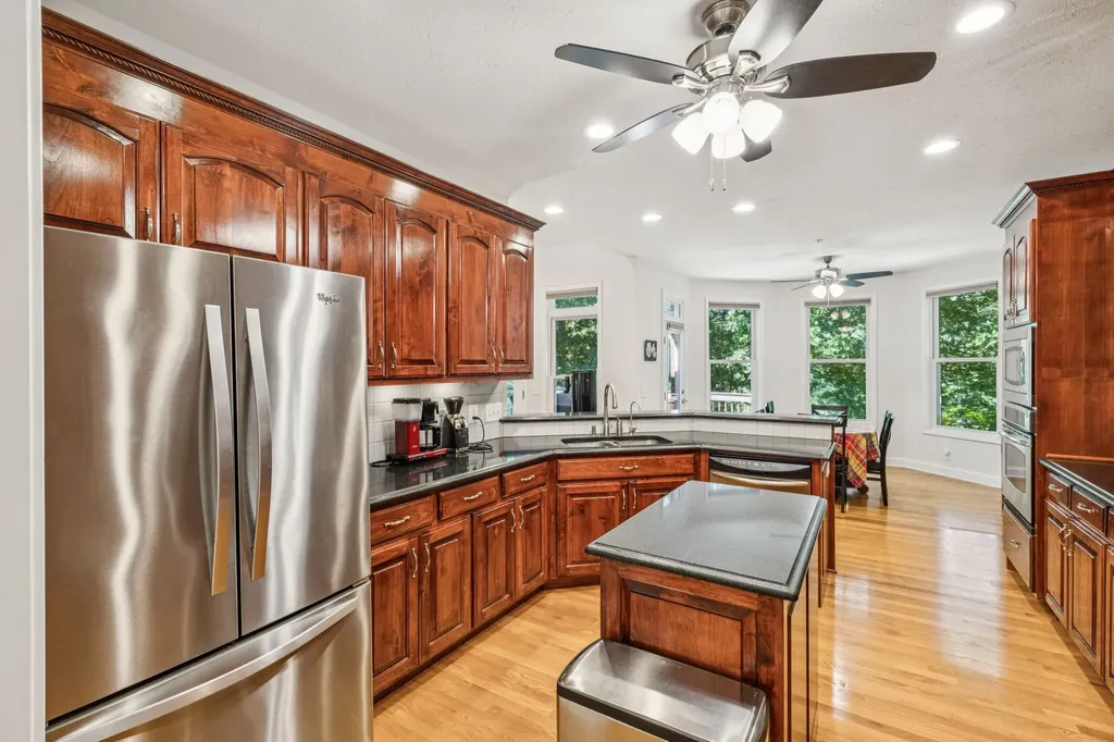 324 Pebblebrook Drive Ashland City TN 37015