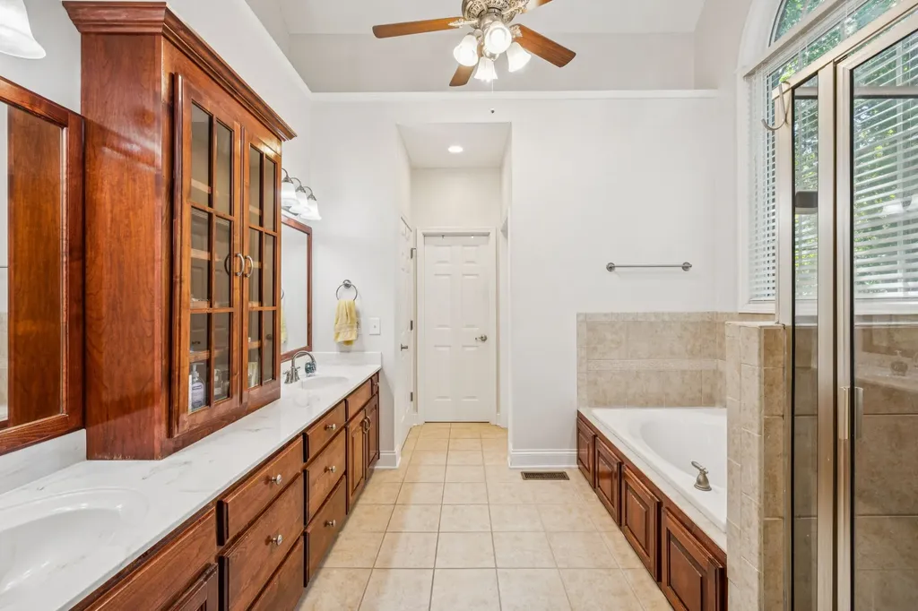 324 Pebblebrook Drive Ashland City TN 37015