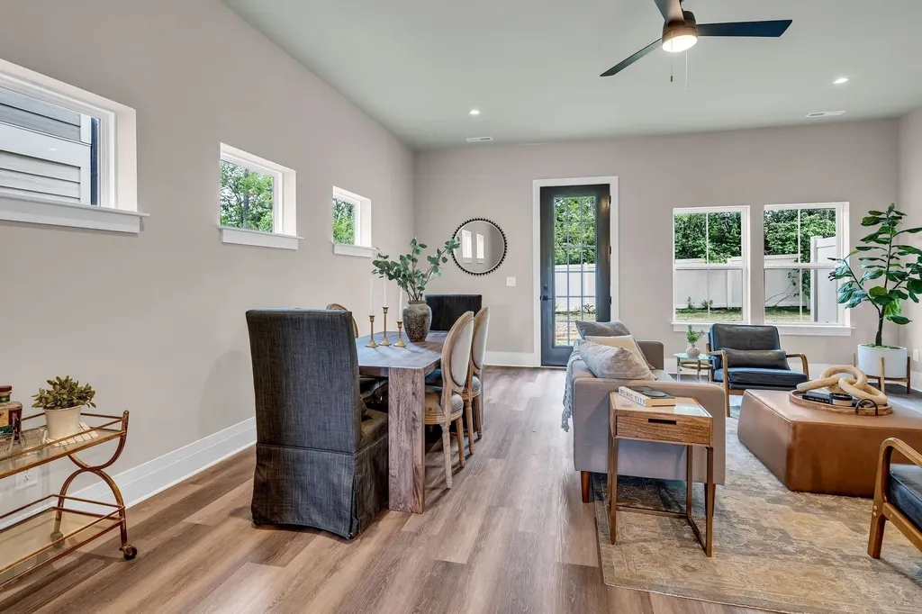 1202 Valerie Lane Nashville TN 37211