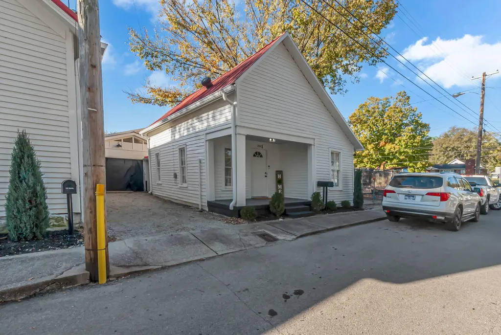 211A W 13th Street Columbia TN 38401