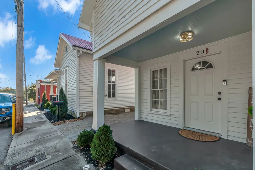 211A W 13th Street Columbia TN 38401